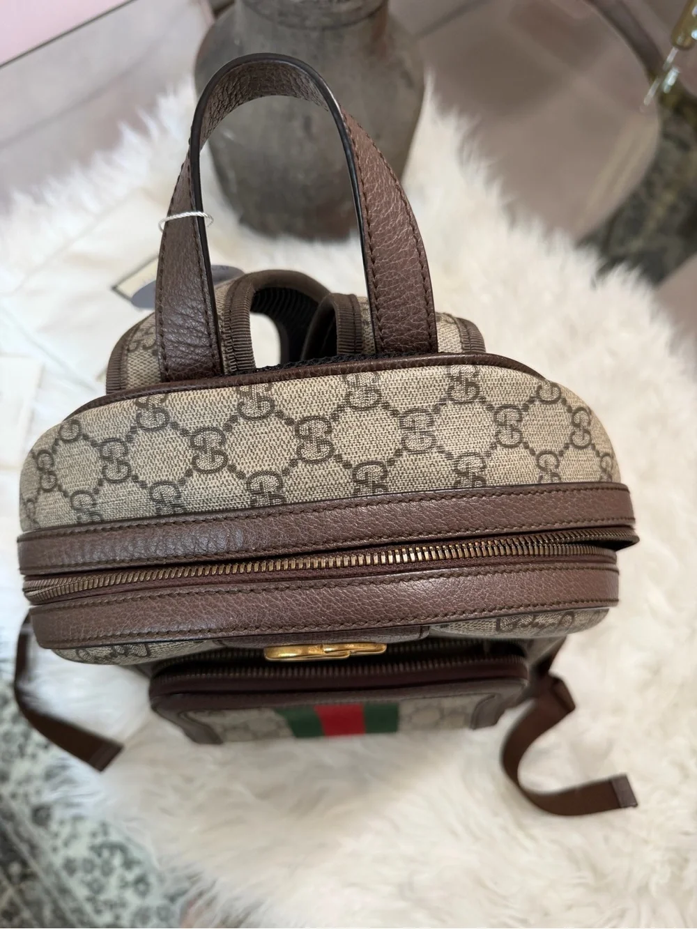 Gucci iconic gg